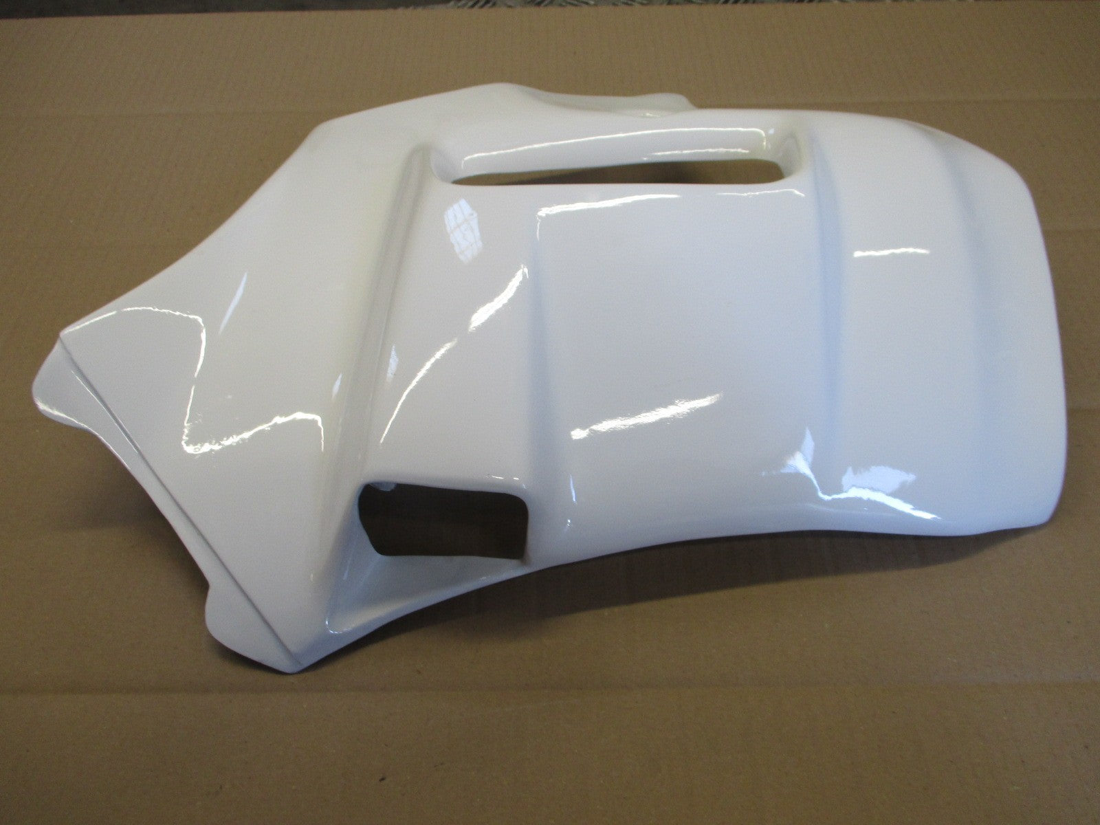 Flanc de carénage gauche NEUF pour Honda 600 XLV Transalp - PD06 - PD10