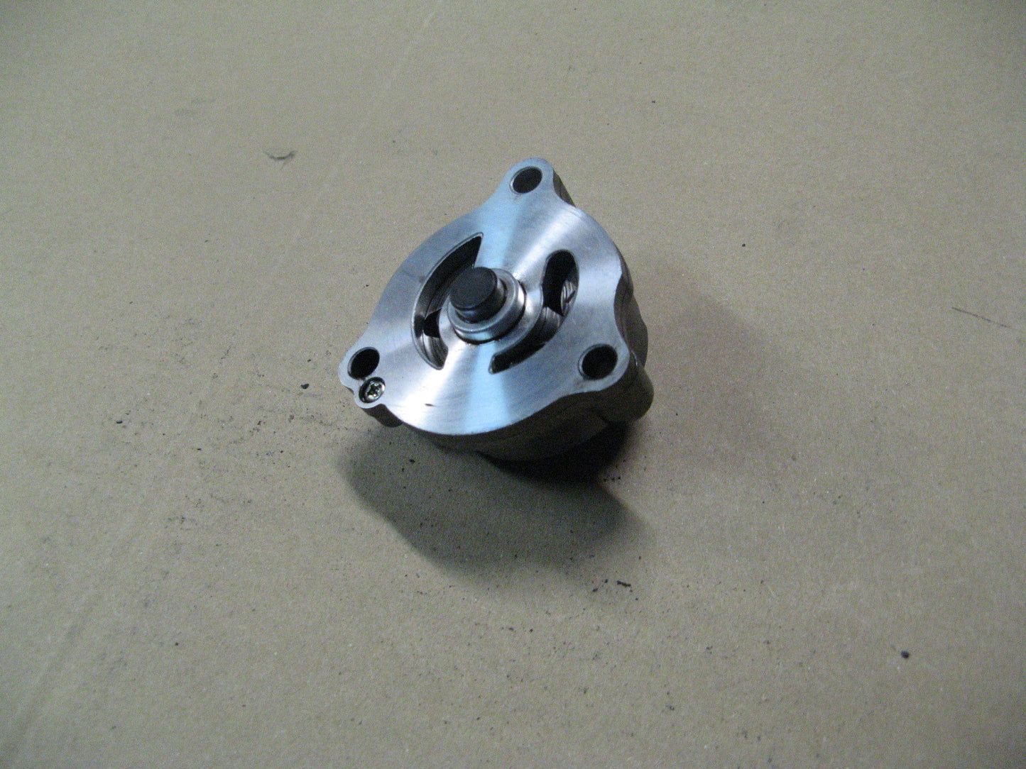 Pompe à huile pour Suzuki 650 DR RS SE - SP42A - SP43A - SP44A