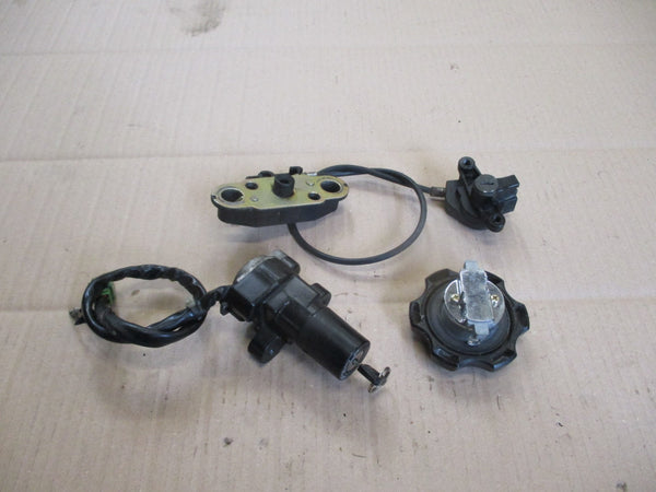 Nieman + bouchon + serrure de selle Suzuki 650 DR RS SE - SP42A - SP43A