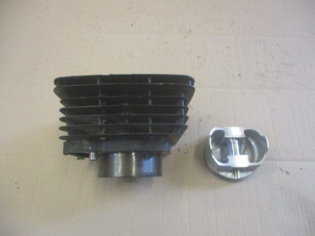 Cylindre / piston pour Honda 600 XLR - PD03