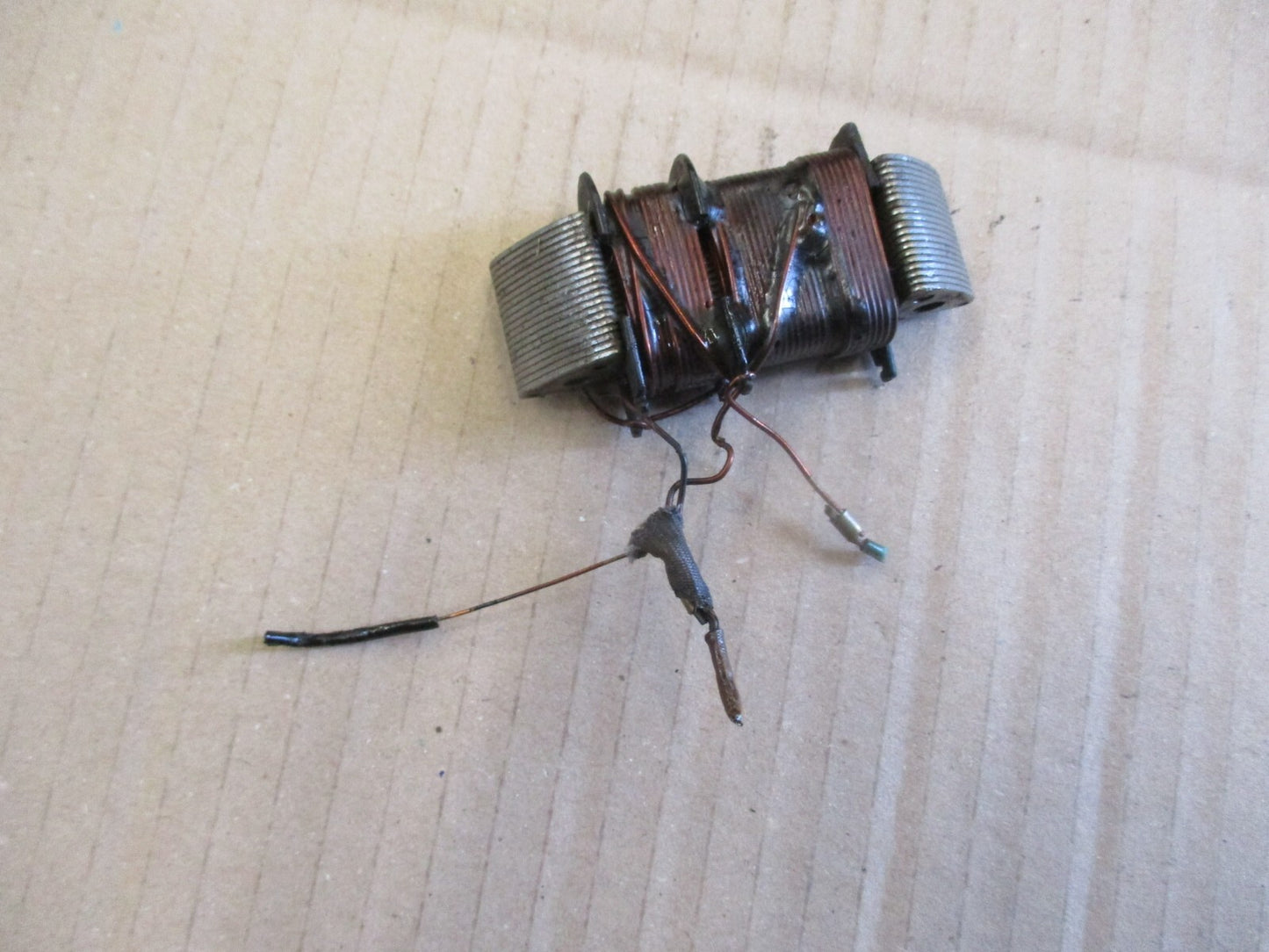 Bobine d'éclairage Yamaha 125 DTMX - 2A8 - modèle rupteur