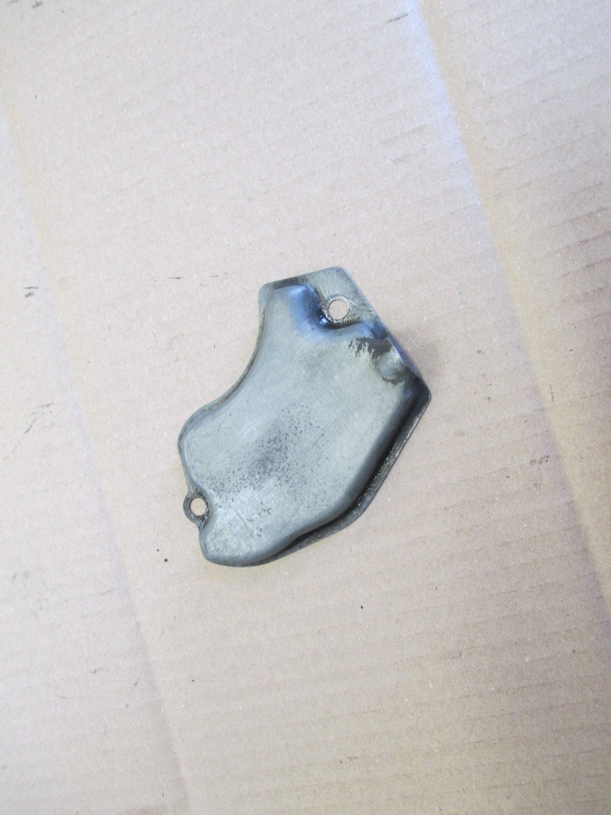 Tole de fermeture logement pompe à huile pour Suzuki 125 TS ER - 1979 / 1981