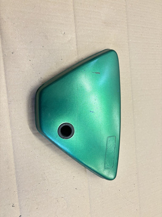 Cache latéral gauche pour Kawasaki 125 KE - K1 - KS