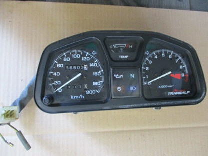 Bloc compteur - compte tours - 86503 kms - pour Honda 600 Transalp - PD10
