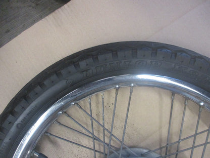 Roue avant à tambour avec pneu ayant peu roulé pour Yamaha 125 SR - 10F