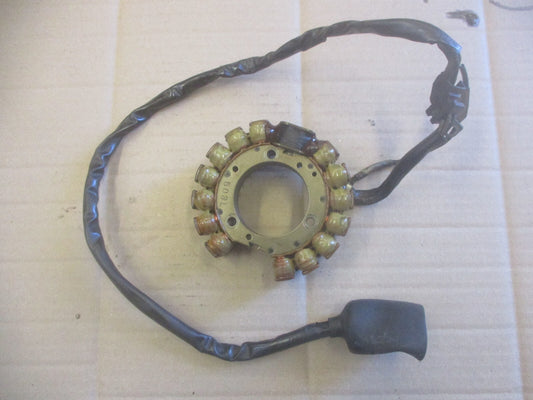 Stator d'allumage quasi neuf pour Honda 600 XLL - XLM - XLLM - PD04