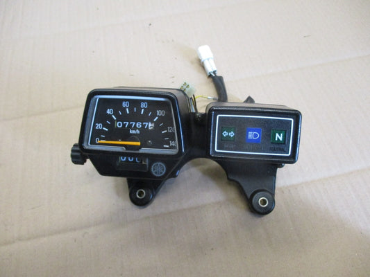 Bloc compteur 7767 kms + voyants pour Yamaha 125 TW - DE01 - DE054