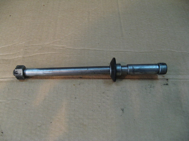 Axe de roue avant pour Yamaha 125 DTMX - 2A8