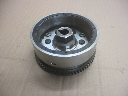 Rotor + roue libre de demarreur pour Suzuki 650 DR RS SE - SP43A
