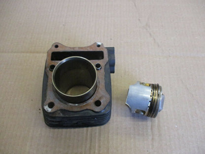 Cylindre / piston pour Suzuki 125 DR - SF43B