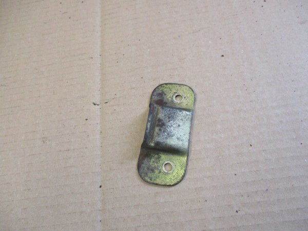 Plaquette fixation réservoir pour Suzuki 125 DR - SF44A