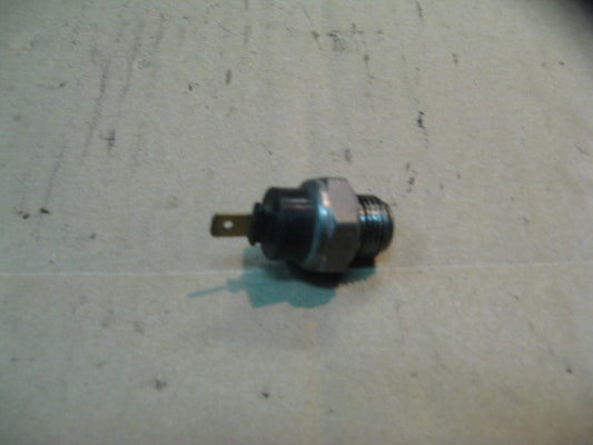 Manocontact de température d'eau pour Honda 125 CBR - JC34 - 2006 - 8860 kms