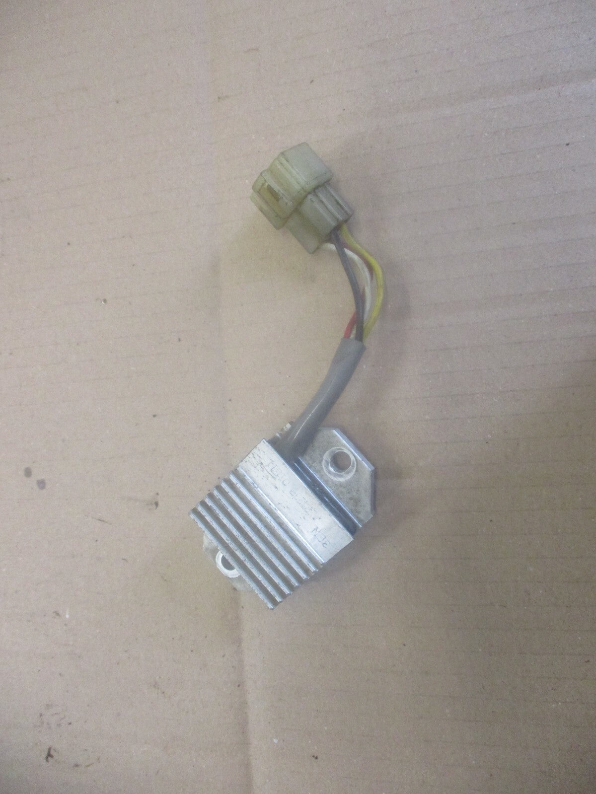 Régulateur pour Yamaha 200 DTR - 2YY