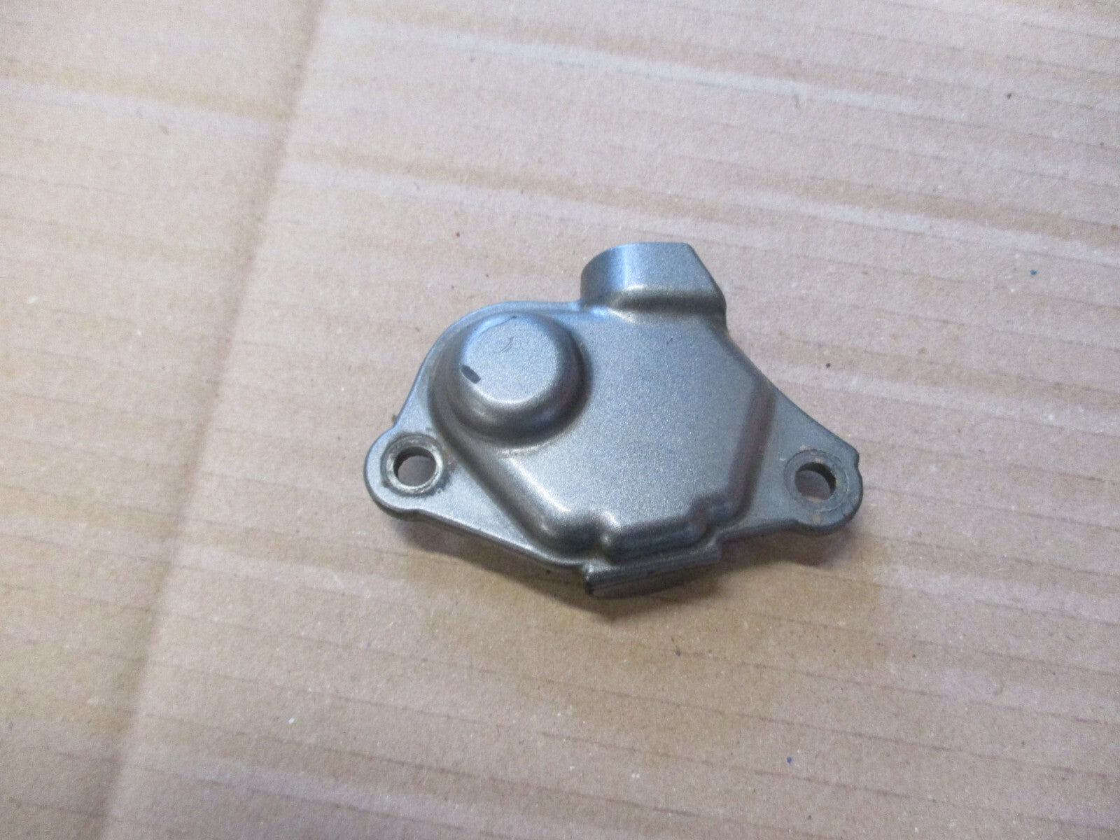 Cache plastique sur carter d'embrayage pour Yamaha 600 XTK - 3TB