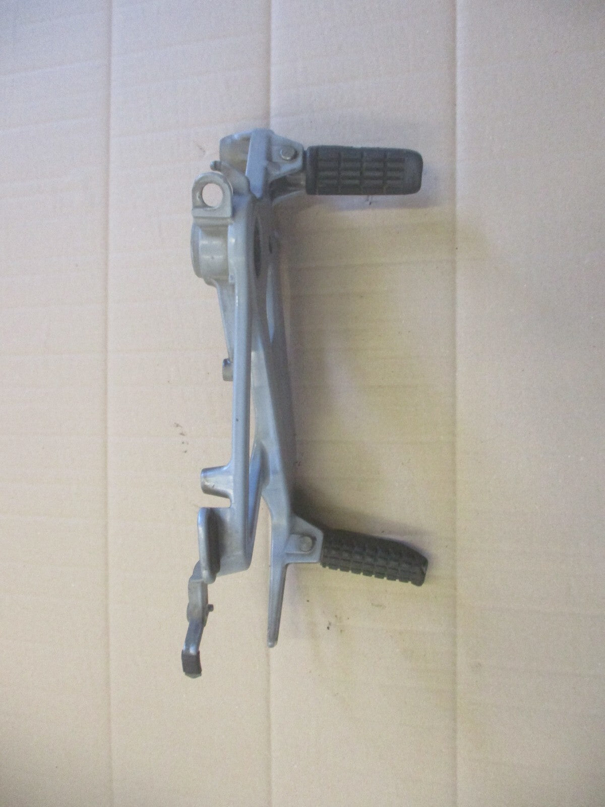 Platine cale pied droite pour Honda 650 SLR - FX - VIGOR - RD09