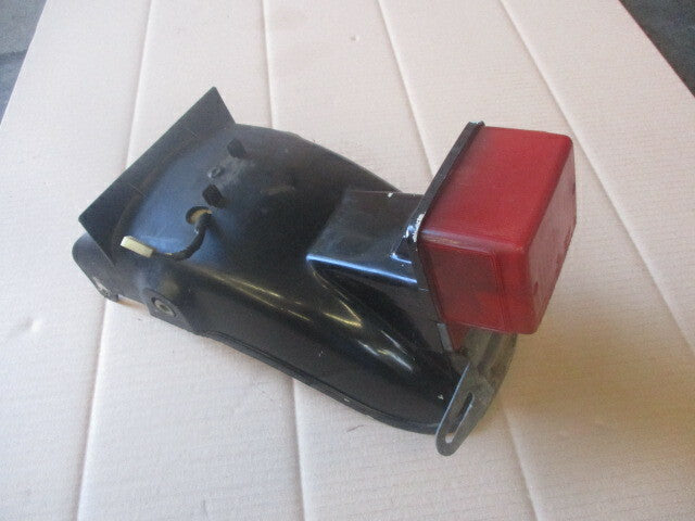 Garde boue arrière + feu pour Yamaha 125 SR - 10F