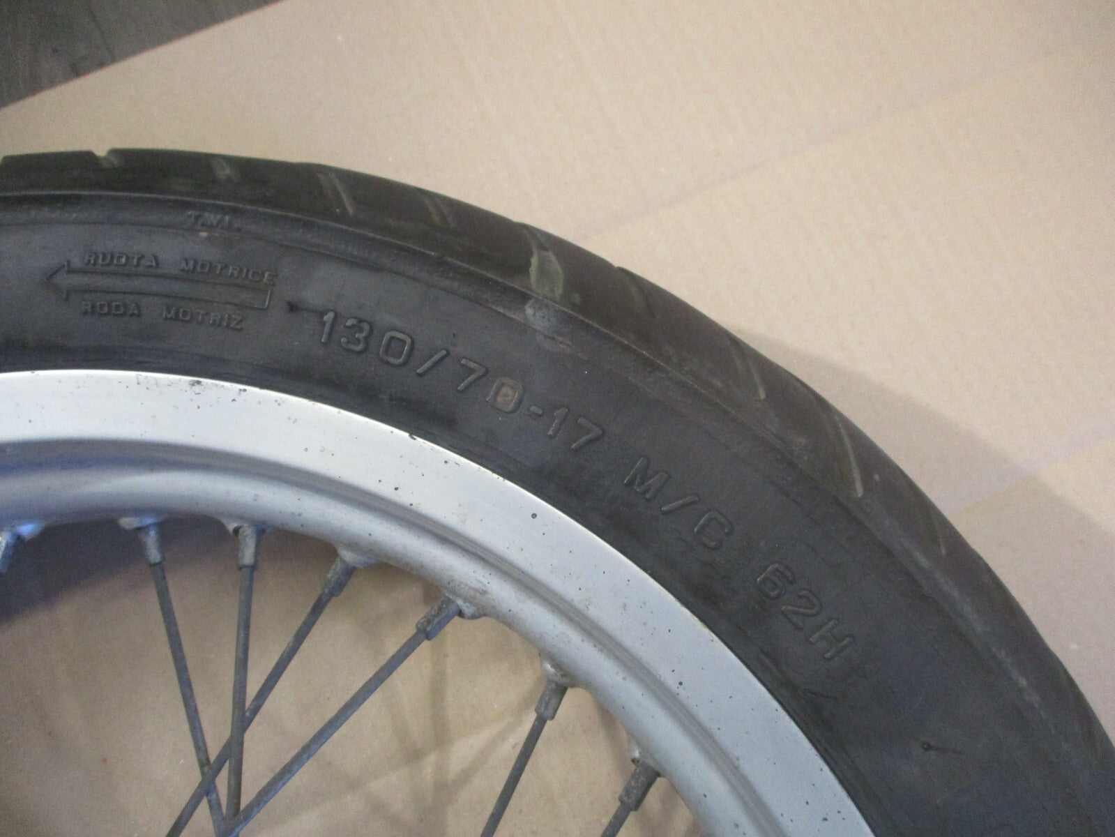 Roue arrière pour Yamaha 125 XTX - 17 pouces