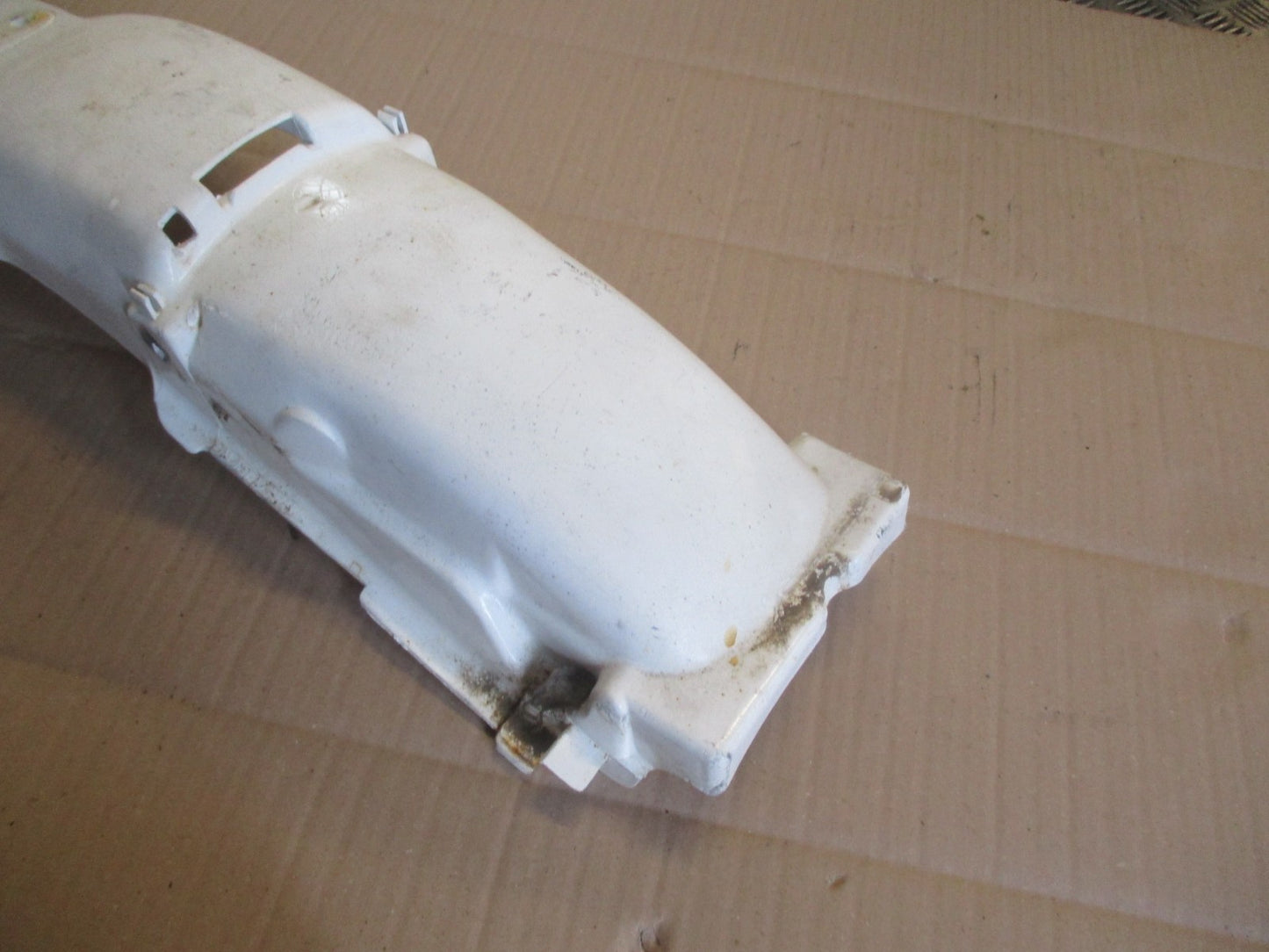 Garde boue arrière pour Yamaha 125 DTLC - 10V