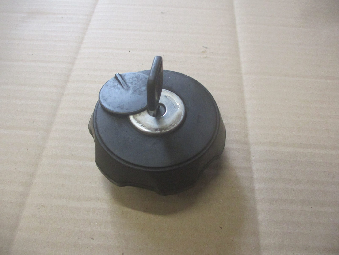 Bouchon essence à clé pour Honda 600 Transalp - PD06 - PD10