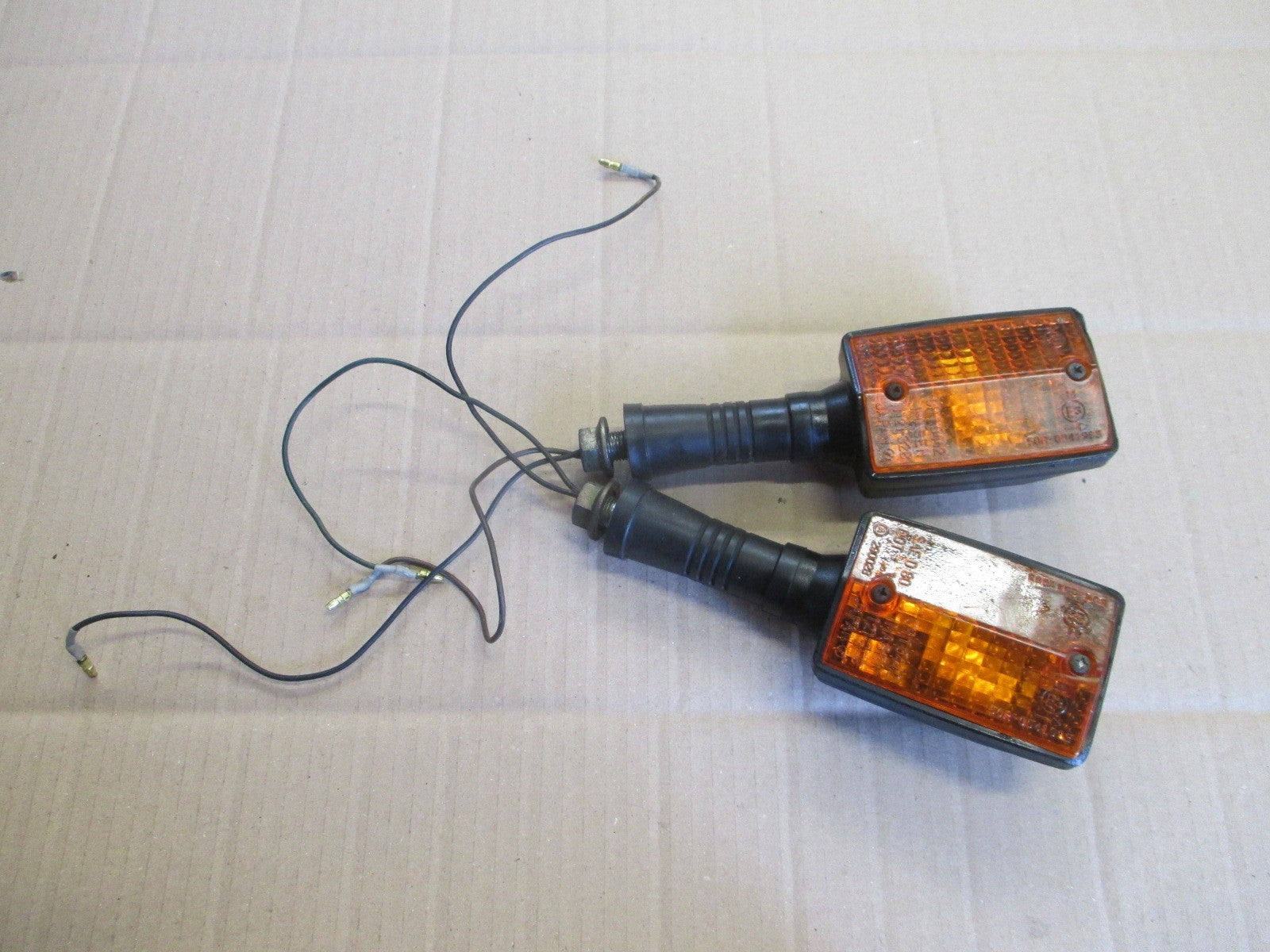 Clignotants arrières pour Yamaha 125 XT - 12V - 3YU