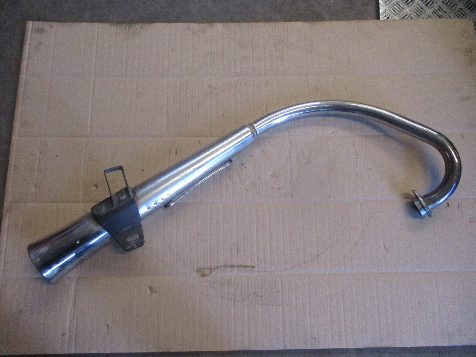 Pot d'échappement pour Yamaha 125 SR - 10F