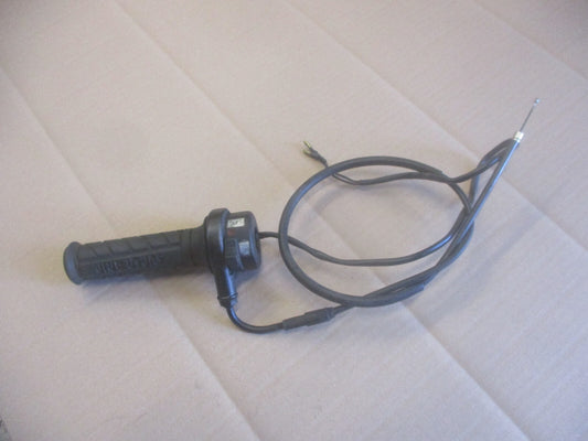 Poignée d'accélérateur + cable 1er tronçon Yamaha 125 DTMX - 2A8