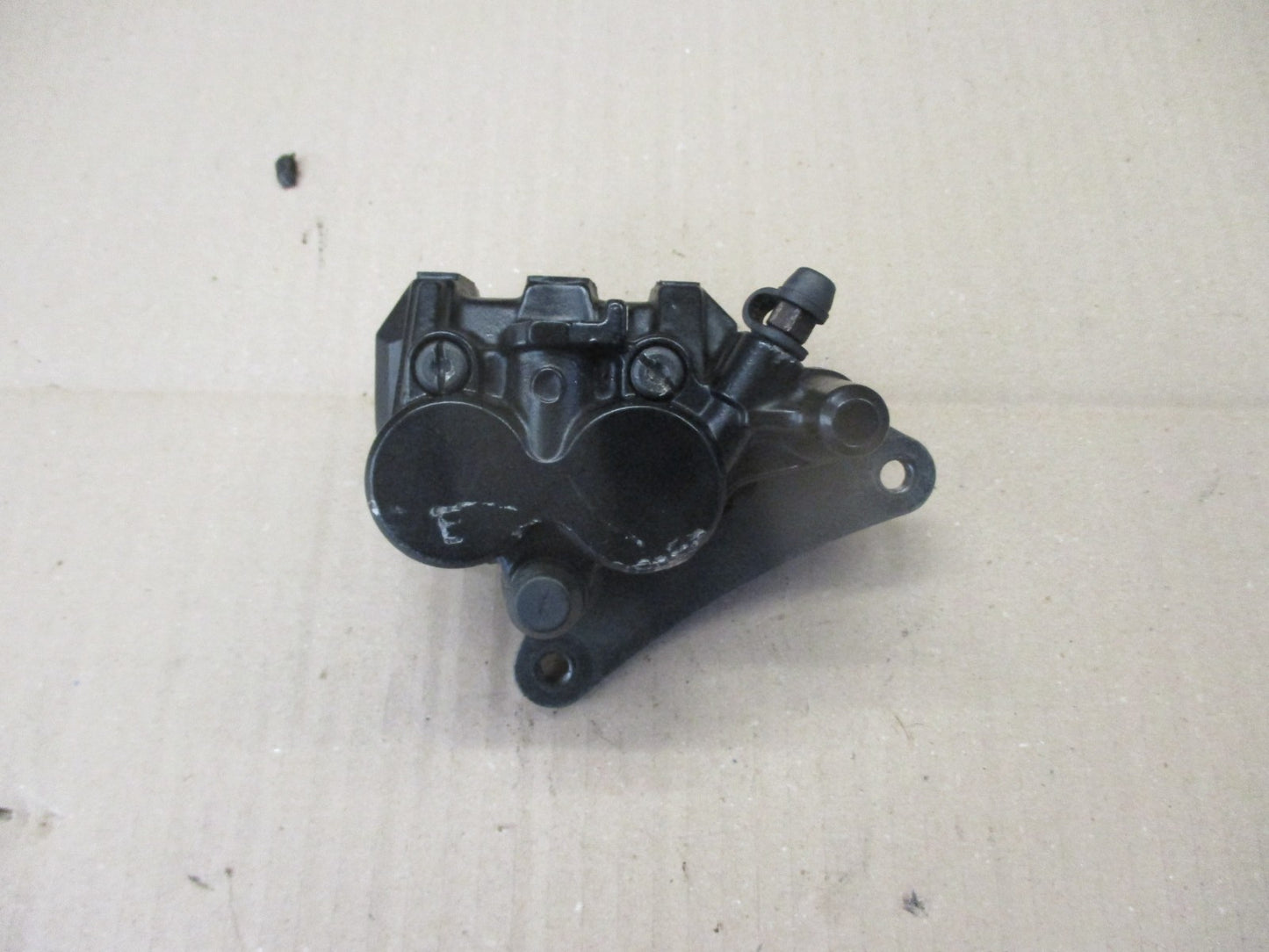 Etrier frein avant pour Honda 125 CBF - JC74
