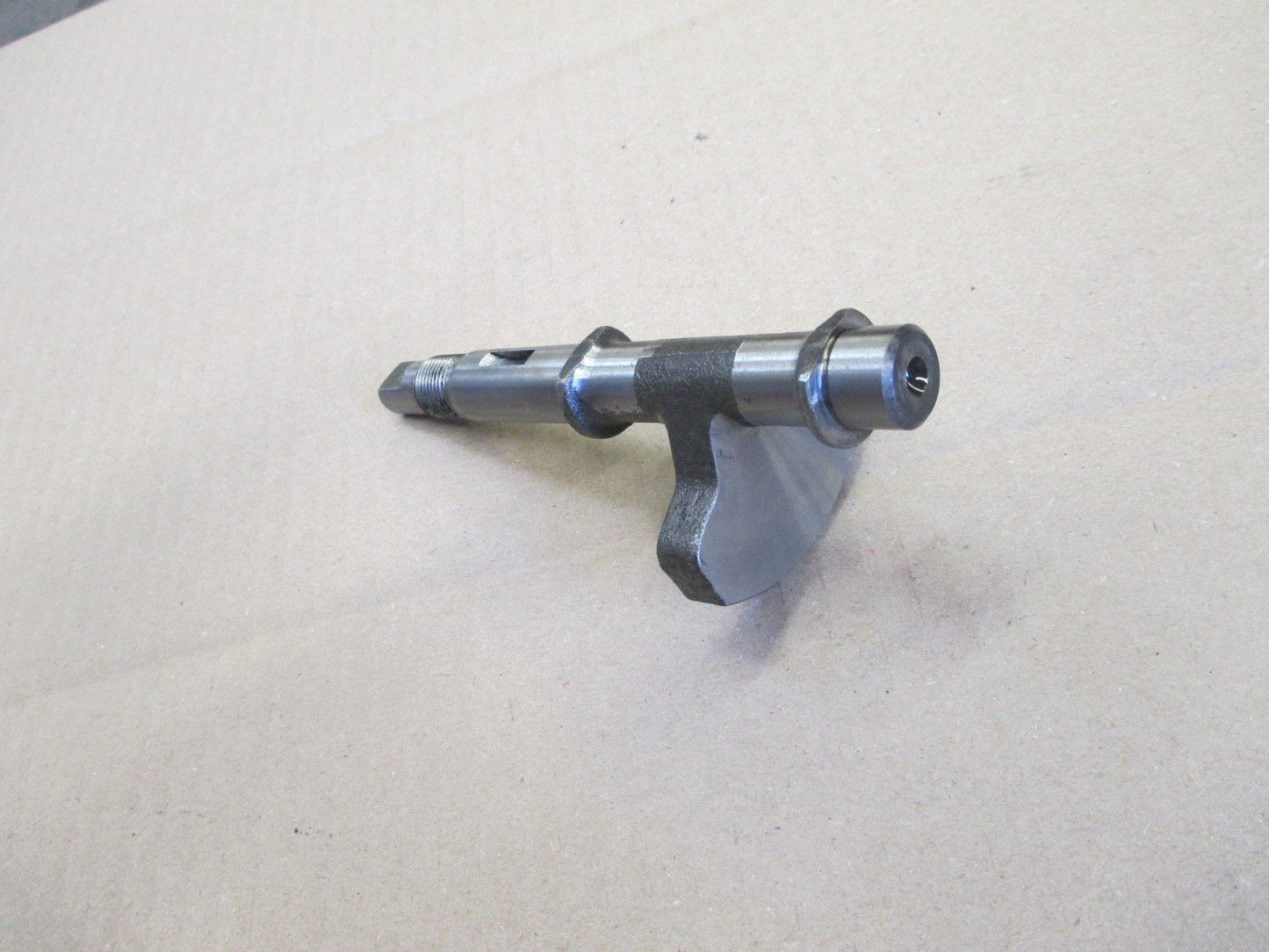 Balancier moteur pour Honda 125 CBF - JC74