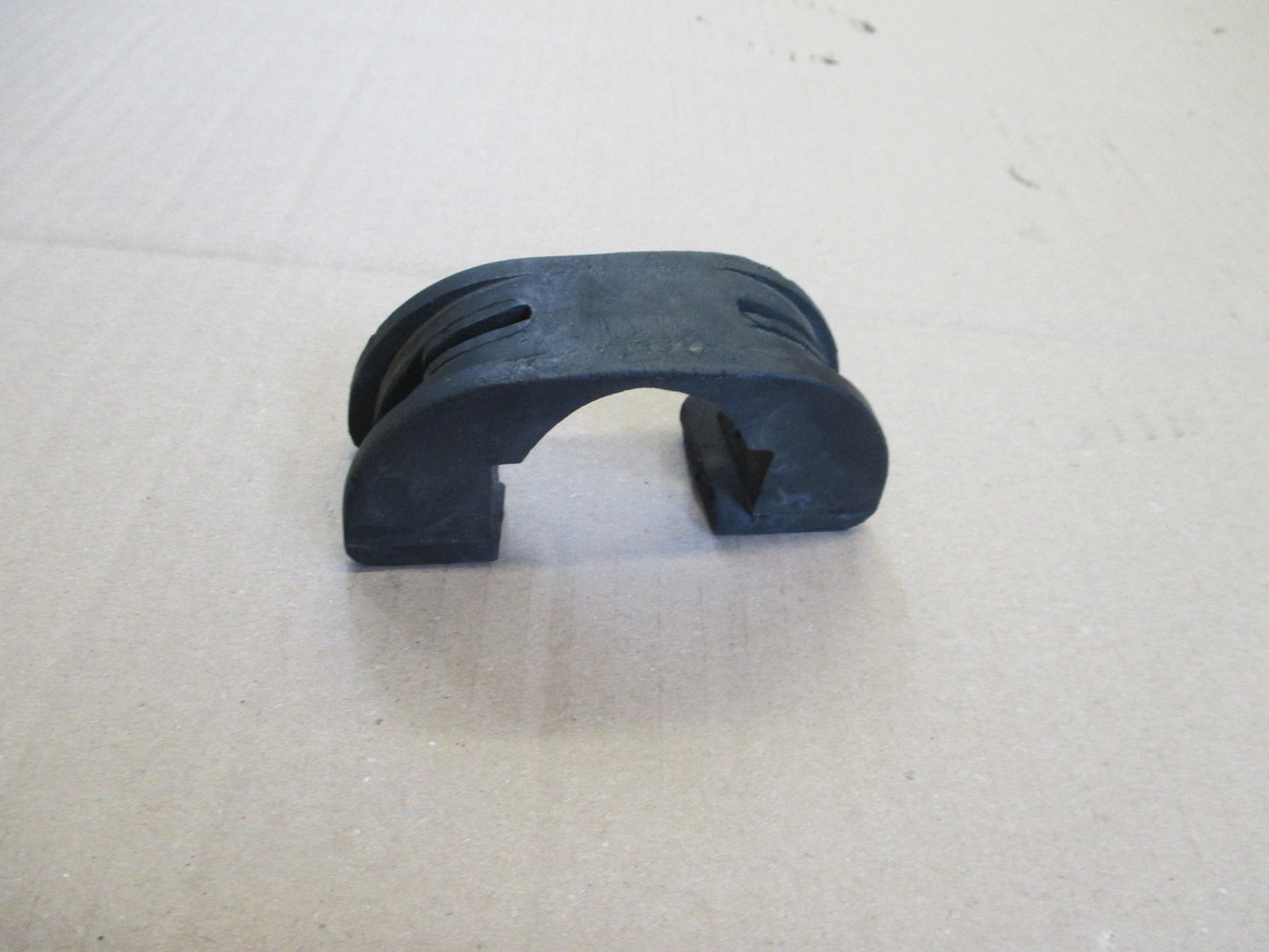 Caoutchoucs arrière de réservoir pour Yamaha 125 AT1 - AT2