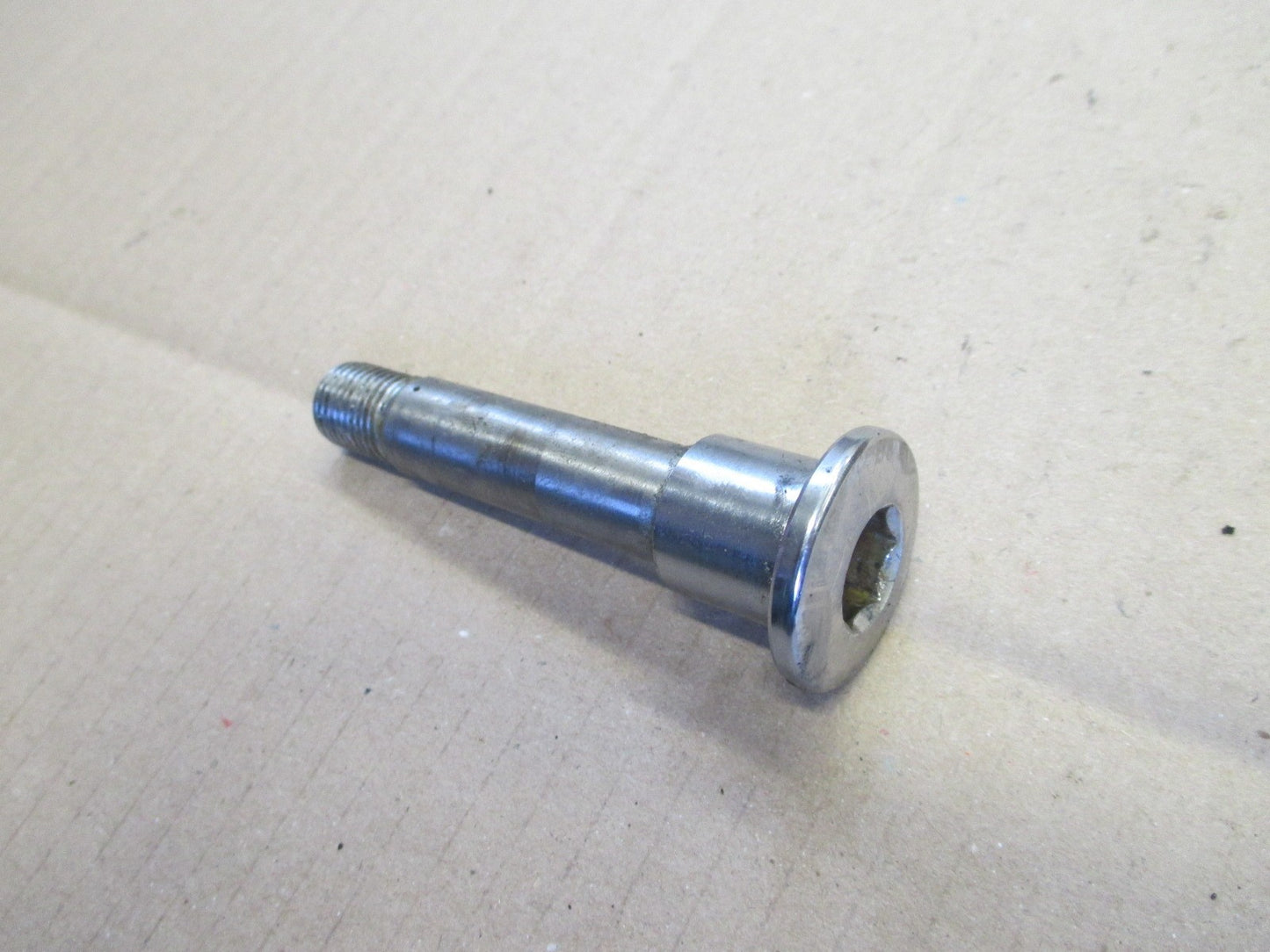 Axe pour Honda 750 VFR - RC24