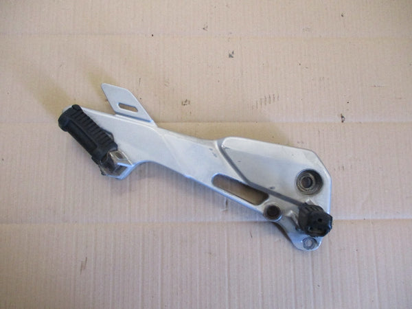 Platine cales pieds droite pour Honda 650 XLV Transalp - RD10A - RD11A