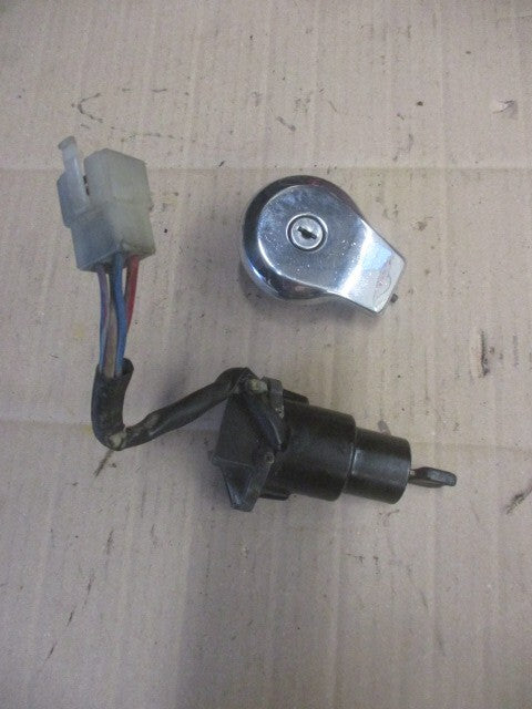 Nieman + bouchon essence à clé pour Yamaha 500 XV Se - 26R