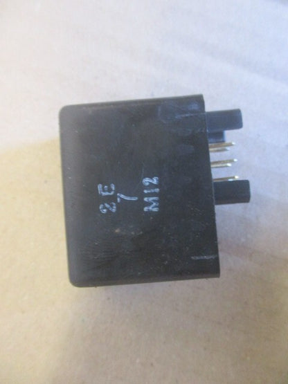 Relais pompe à essence pour Suzuki 650 SV S - BY222