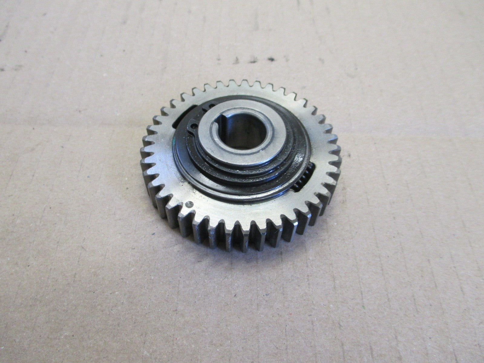 Pignon amortisseur pour Honda 125 CBF - JC74