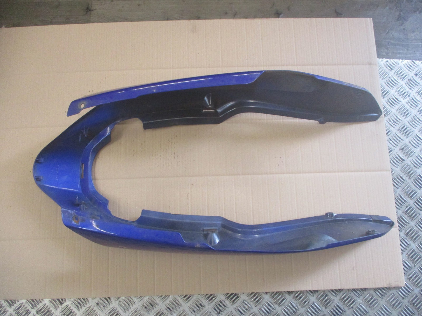 Coque arrière pour Honda 800 VFR - RC46D - 2000