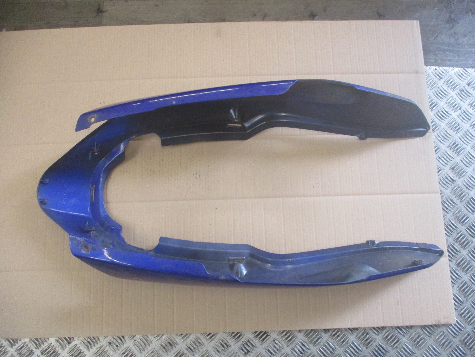 Coque arrière pour Honda 800 VFR - RC46D - 2000