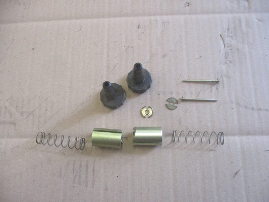 Boisseaux + aiguilles de carburateurs pour Suzuki 125 GT