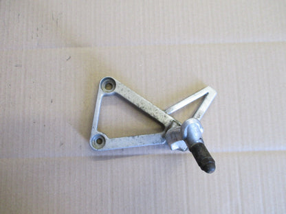 Platine cale pied avant gauche pour Honda 750 VFR - RC24