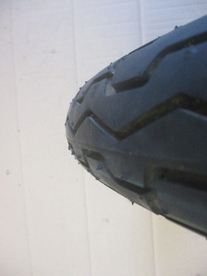Roue avant avec pneu très peu roulé pour Suzuki 125 GN - NF41A
