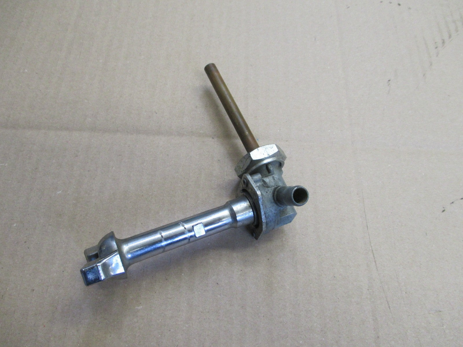 Robinet d'essence pour Honda 600 VT C Shadow - PC21