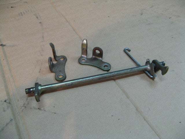Mécanisme de fermeture de selle pour Yamaha 125 TDR - 4FU / 5AE