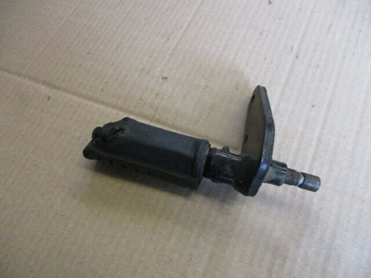 Cale pied avant gauche pour Suzuki 125 GZ Marauder