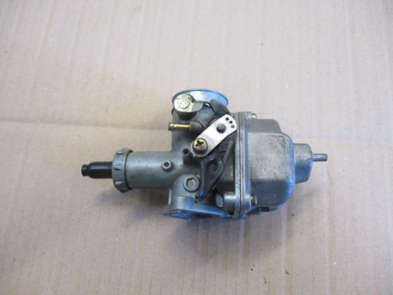 Carburateur pour Honda 125 CLR - City Fly - JD18A