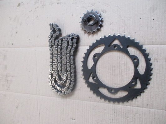 Kit chaîne pour Honda 650 NX Dominator - RD08A