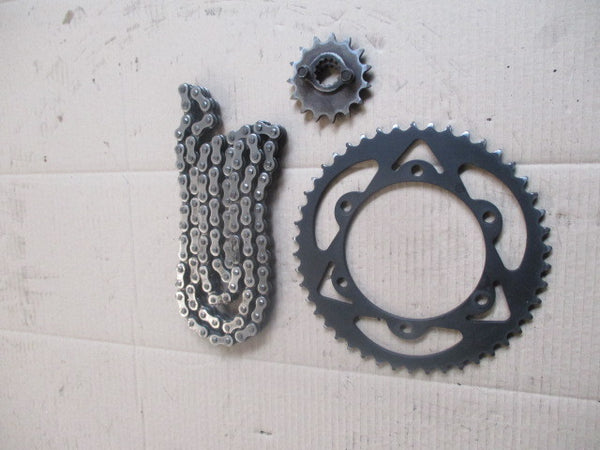 Kit chaîne pour Honda 650 NX Dominator - RD08A