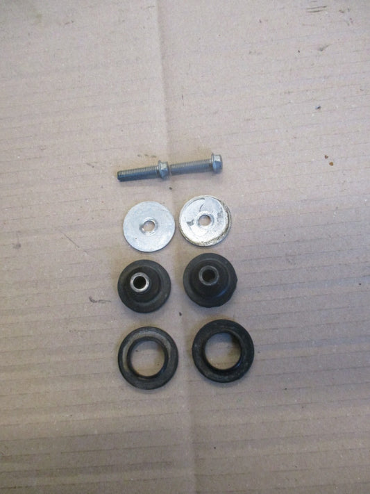 Fixations avec caoutchoucs pour Yamaha 535 XV Virago - 2YL