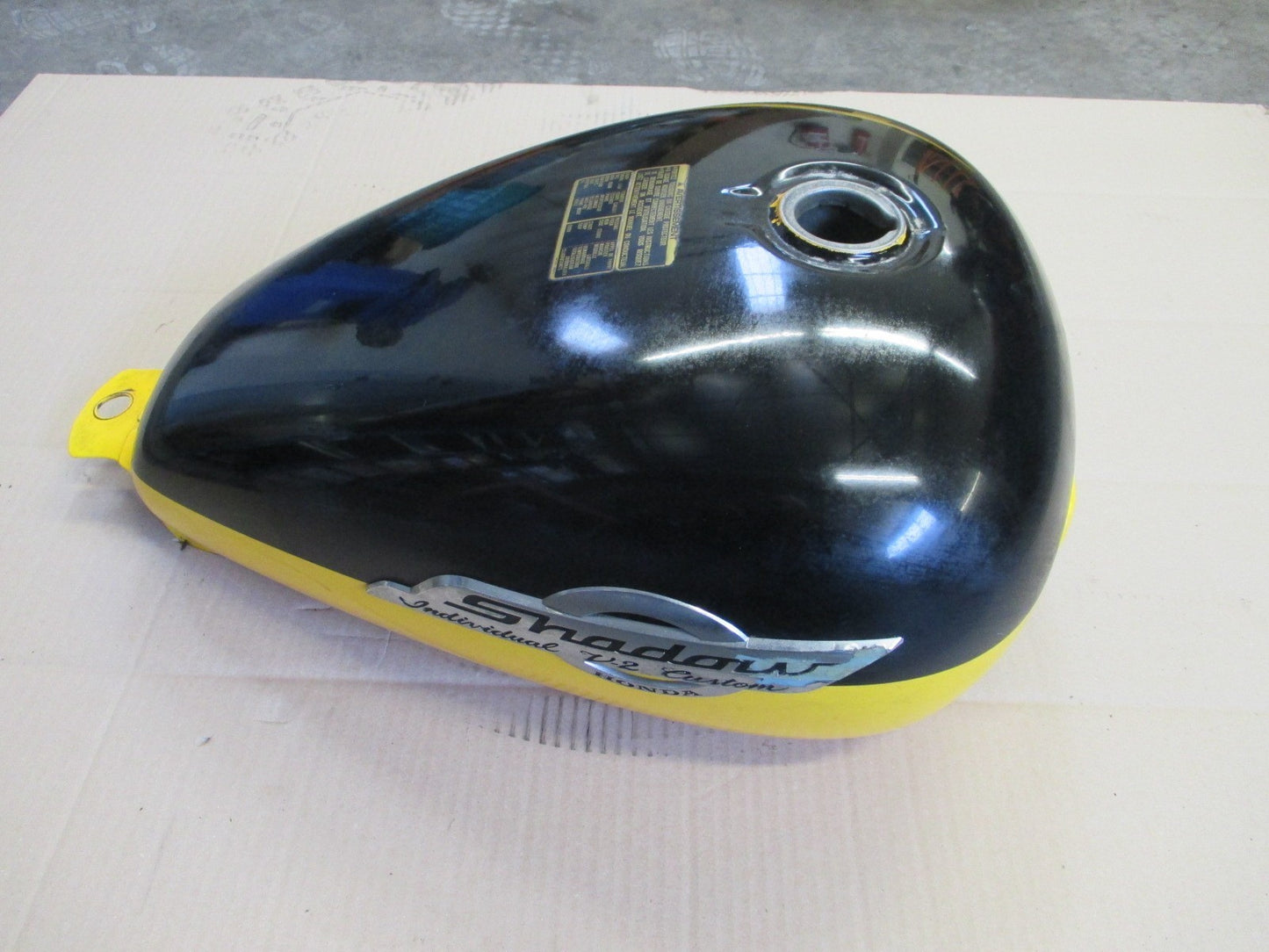 Réservoir d'essence pour Honda 600 VT C Shadow - PC21