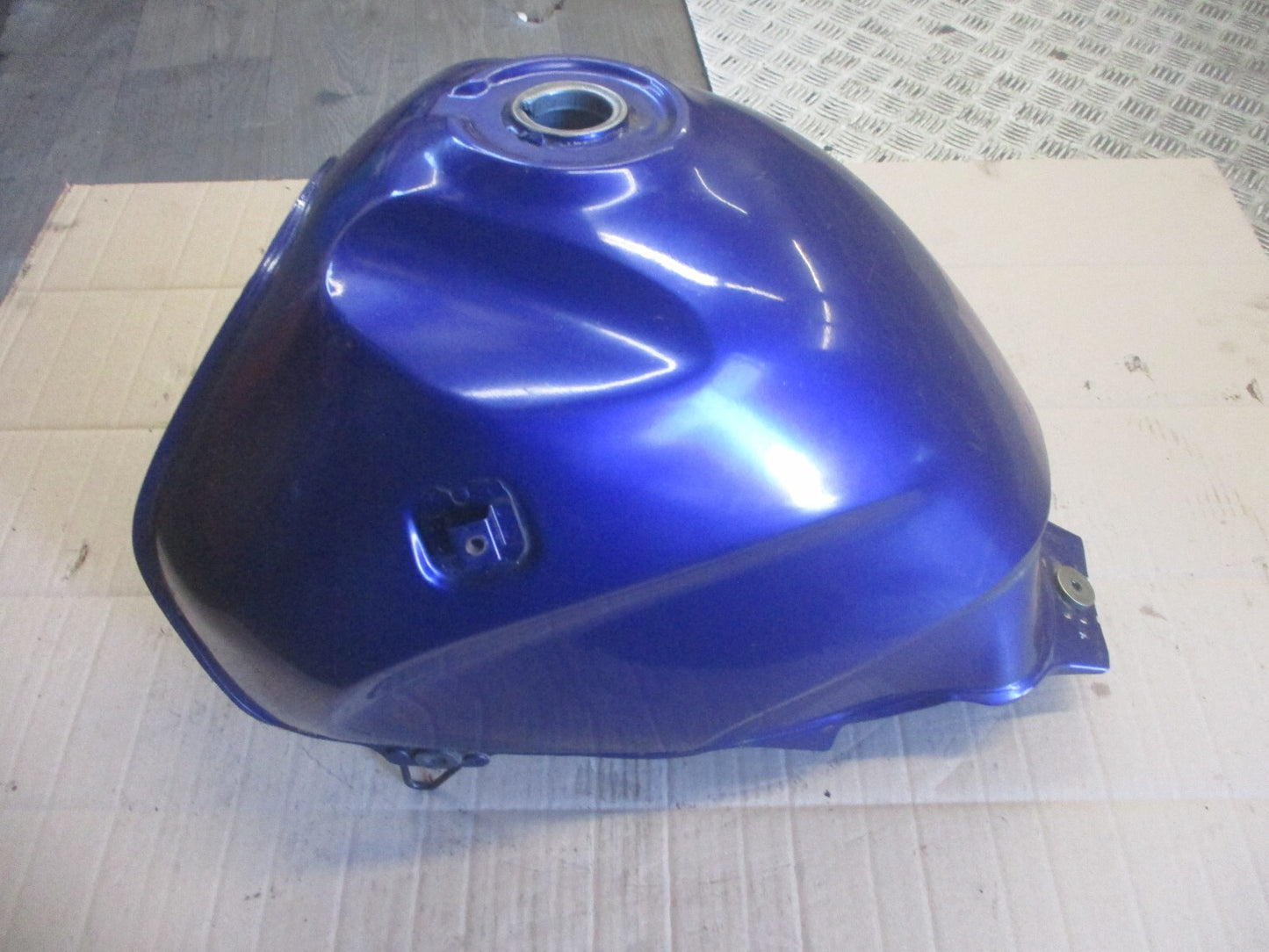 Réservoir d'essence pour Honda 125 XLV Varadéro - JC32 - Phase 1