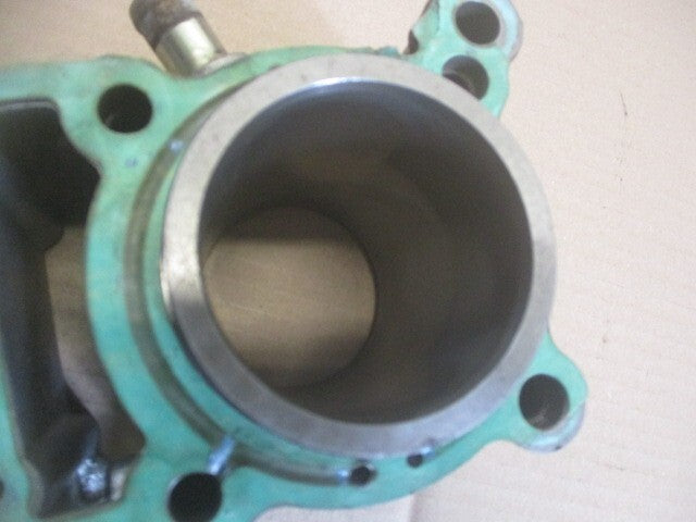 Cylindre en bon état pour Derbi 125 Mulhacen