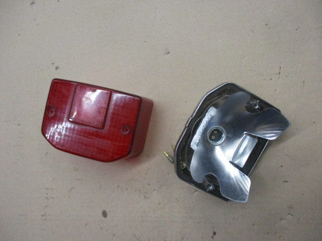 Feu arrière pour Honda 125 CM - JC05